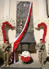 The Epitaph of the 2010 Smoleńsk Tragedy   